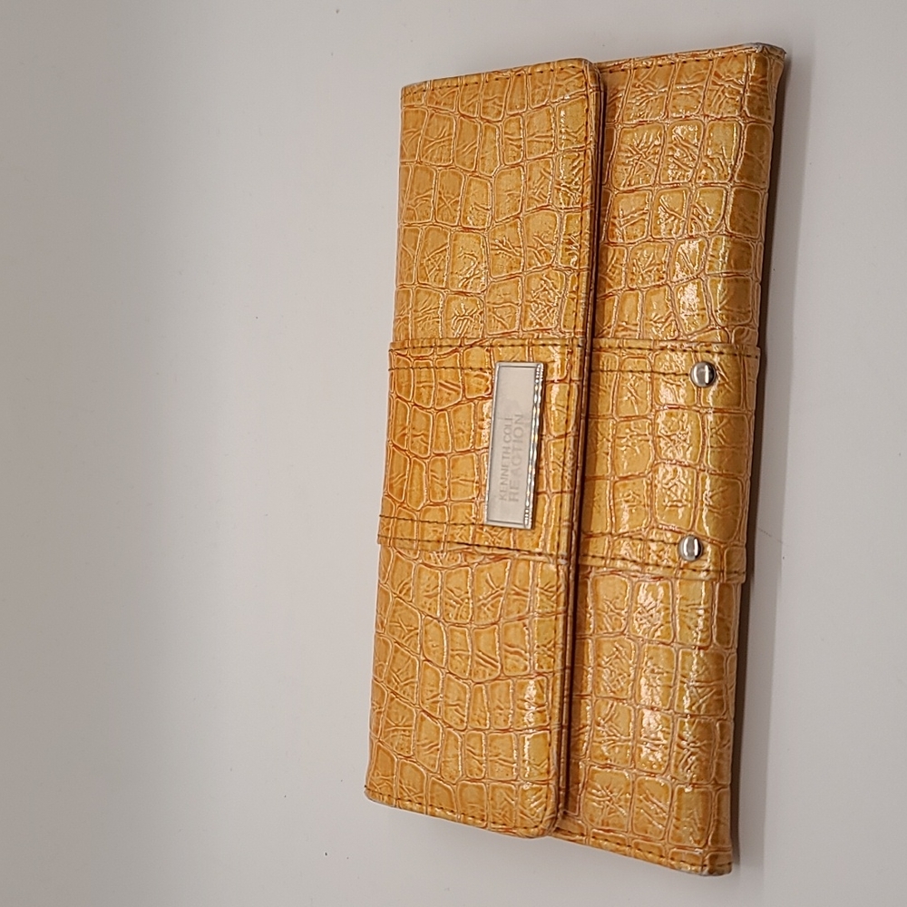 Kenneth cole wallet